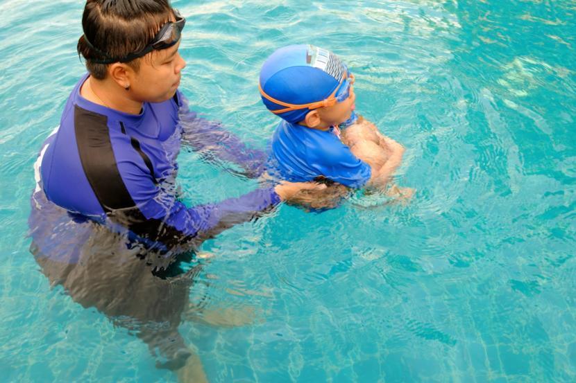 Why Swimming Lessons Are Crucial for Children with Autism